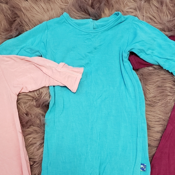 Kickee gowns - Picture 3 of 4